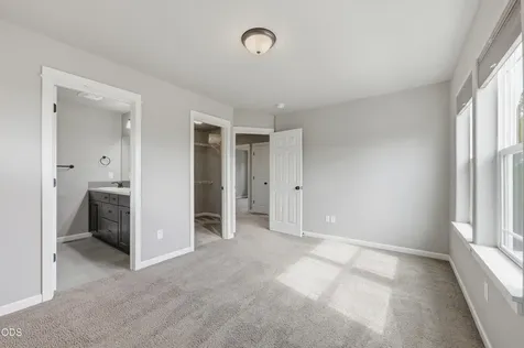 62719 Hawkview Road Bend OR 97701