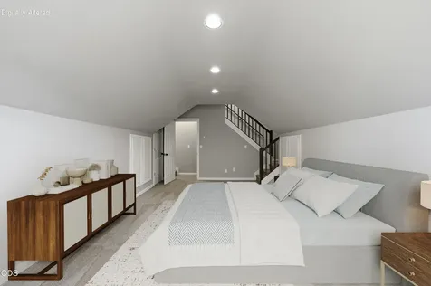 62719 Hawkview Road Bend OR 97701