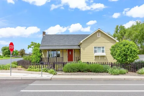 496 SW 2nd Street Madras OR 97741