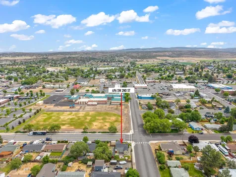 496 SW 2nd Street Madras OR 97741