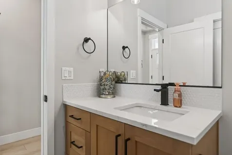 4733 SW Badger Court Redmond OR 97756