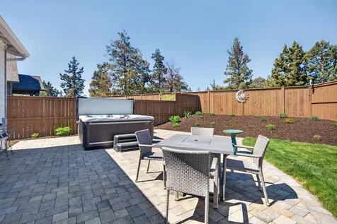 4733 SW Badger Court Redmond OR 97756