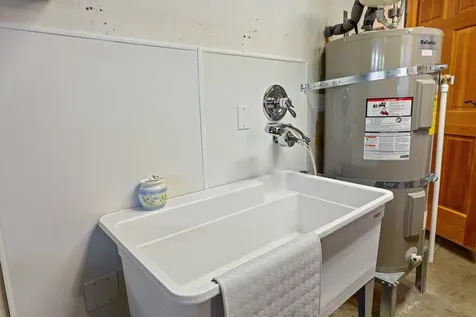 1600 NW Sue Circle Grants Pass OR 97526