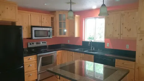 1600 NW Sue Circle Grants Pass OR 97526