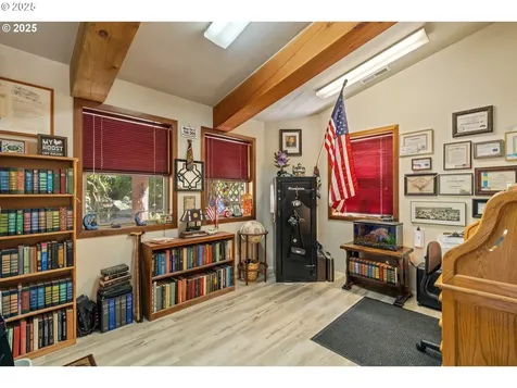 913 Starveout Creek Road Azalea OR 97410