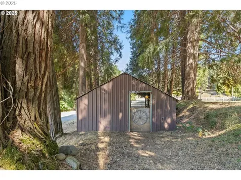 913 Starveout Creek Road Azalea OR 97410