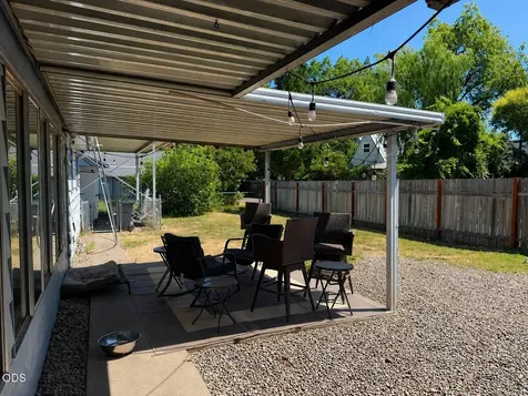 423 SE M Street Grants Pass OR 97526