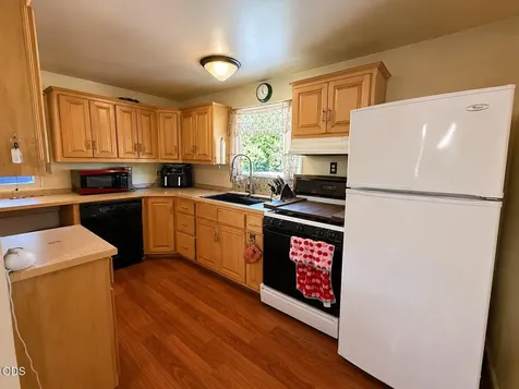 423 SE M Street Grants Pass OR 97526