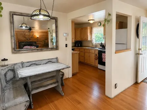 423 SE M Street Grants Pass OR 97526
