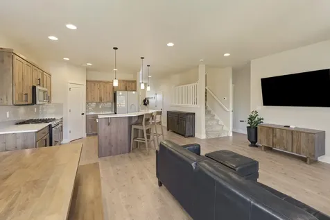 4999 SW Yew Place Redmond OR 97756