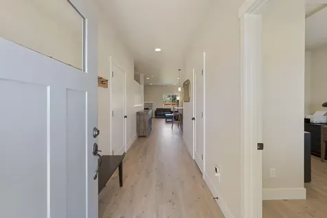 4999 SW Yew Place Redmond OR 97756