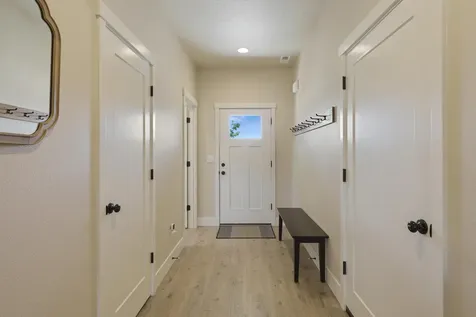 4999 SW Yew Place Redmond OR 97756