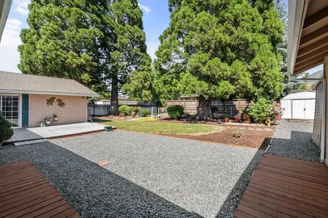 2930 Bailey Avenue Medford OR 97504