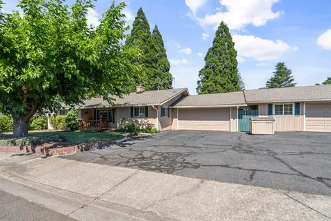 2930 Bailey Avenue Medford OR 97504