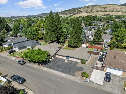 2930 Bailey Avenue Medford OR 97504
