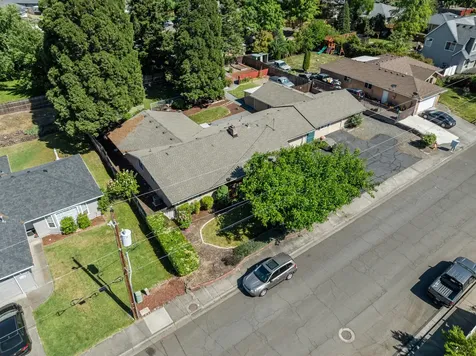 2930 Bailey Avenue Medford OR 97504