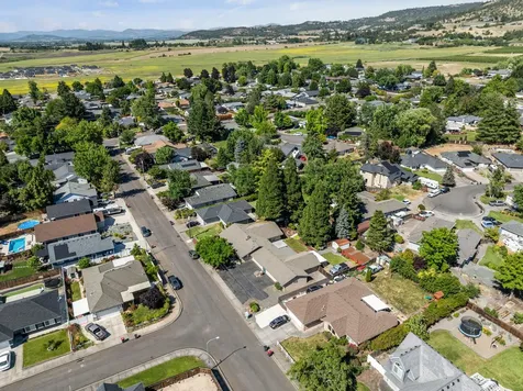 2930 Bailey Avenue Medford OR 97504