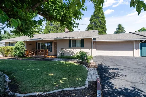 2930 Bailey Avenue Medford OR 97504