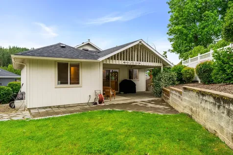 1350 Forestview Drive Grants Pass OR 97527