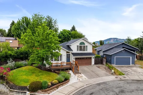 1350 Forestview Drive Grants Pass OR 97527