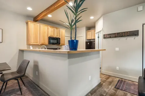 20184 Merriewood Lane Bend OR 97702