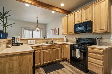 20184 Merriewood Lane Bend OR 97702