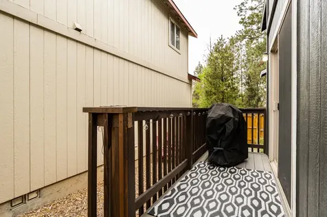 20184 Merriewood Lane Bend OR 97702