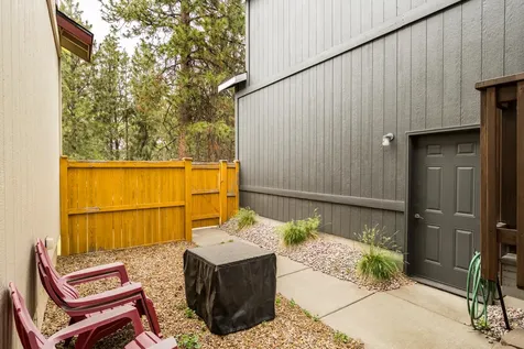 20184 Merriewood Lane Bend OR 97702