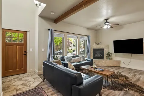20184 Merriewood Lane Bend OR 97702
