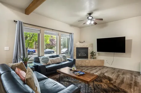 20184 Merriewood Lane Bend OR 97702