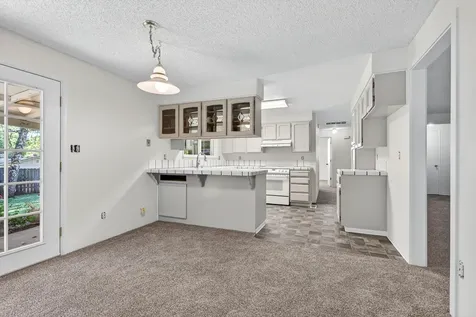 1996 Woodlawn Drive Medford OR 97504