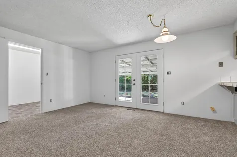 1996 Woodlawn Drive Medford OR 97504