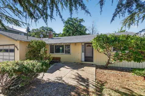 1996 Woodlawn Drive Medford OR 97504
