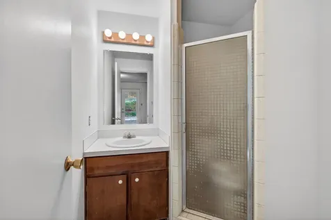 1996 Woodlawn Drive Medford OR 97504