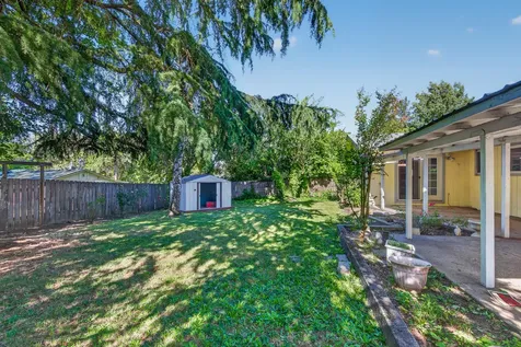 1996 Woodlawn Drive Medford OR 97504