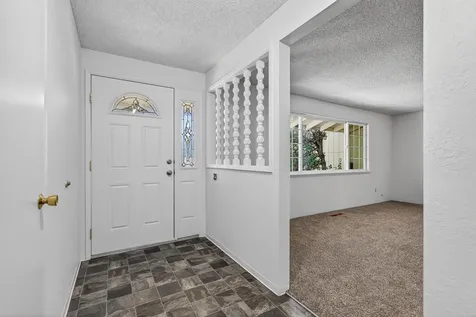 1996 Woodlawn Drive Medford OR 97504