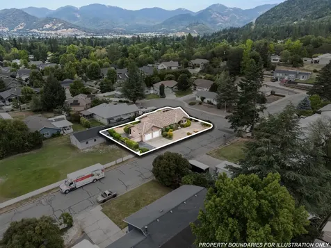 1449 Ben Aire Circle Grants Pass OR 97527
