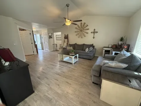 3276 Hammer Street Klamath Falls OR 97603