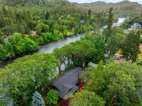 22300 Highway 62 Shady Cove OR 97539