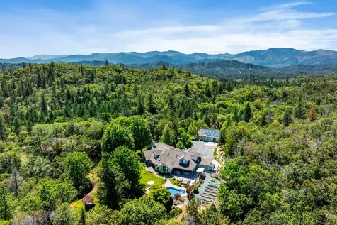1117 Peco Road Grants Pass OR 97526