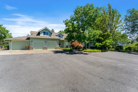 1117 Peco Road Grants Pass OR 97526