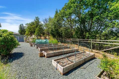 1117 Peco Road Grants Pass OR 97526
