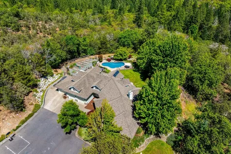 1117 Peco Road Grants Pass OR 97526