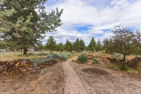 17584 Mountain View Road Sisters OR 97759