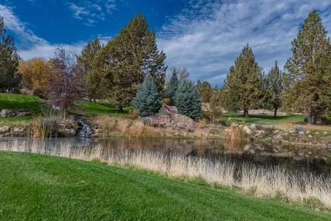 9009 Merlin Drive Redmond OR 97756