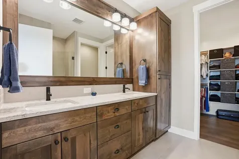 2736 NW Fairway Heights Drive Bend OR 97703