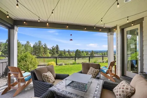 2736 NW Fairway Heights Drive Bend OR 97703