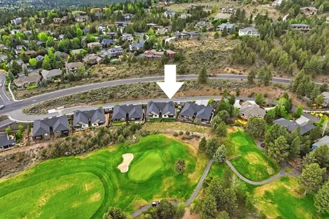 2736 NW Fairway Heights Drive Bend OR 97703