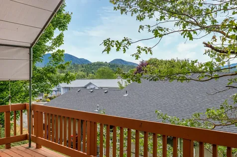 1375 Forestview Drive Grants Pass OR 97527