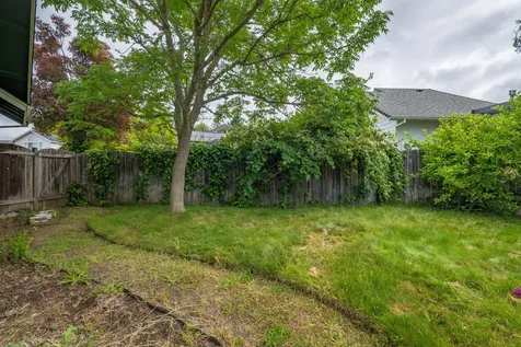 1375 Forestview Drive Grants Pass OR 97527
